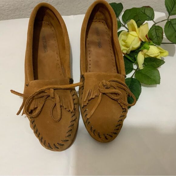Minnetonka Womens Kilty Moccasins Moc Toe Slip On Suede Leather Brown Size 10 - Picture 5 of 15